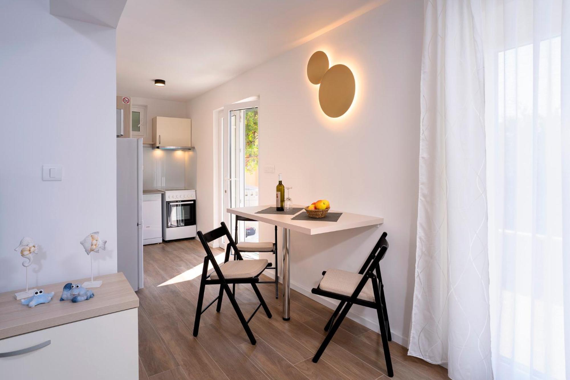 Big Sunny Terrace Apartment Hvar ฮวาร์ ภายนอก รูปภาพ